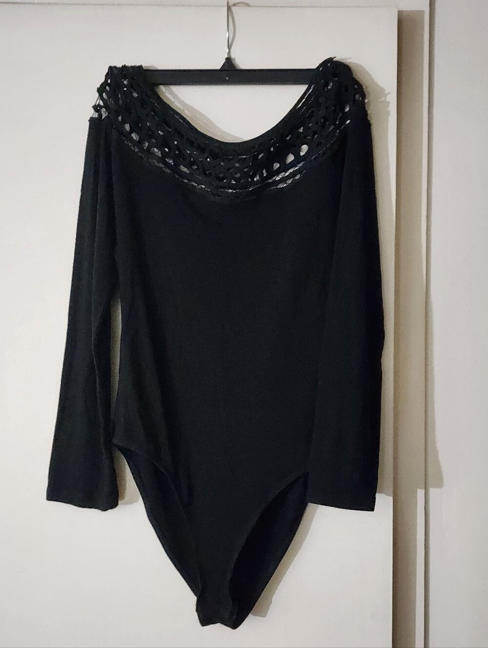 SHEIN Black Long Sleeve Lace Yoke Bodysuit